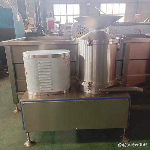 在蛋品加工行业中,鸡蛋剥壳设备品牌是食品企业,预制菜工厂以及中央